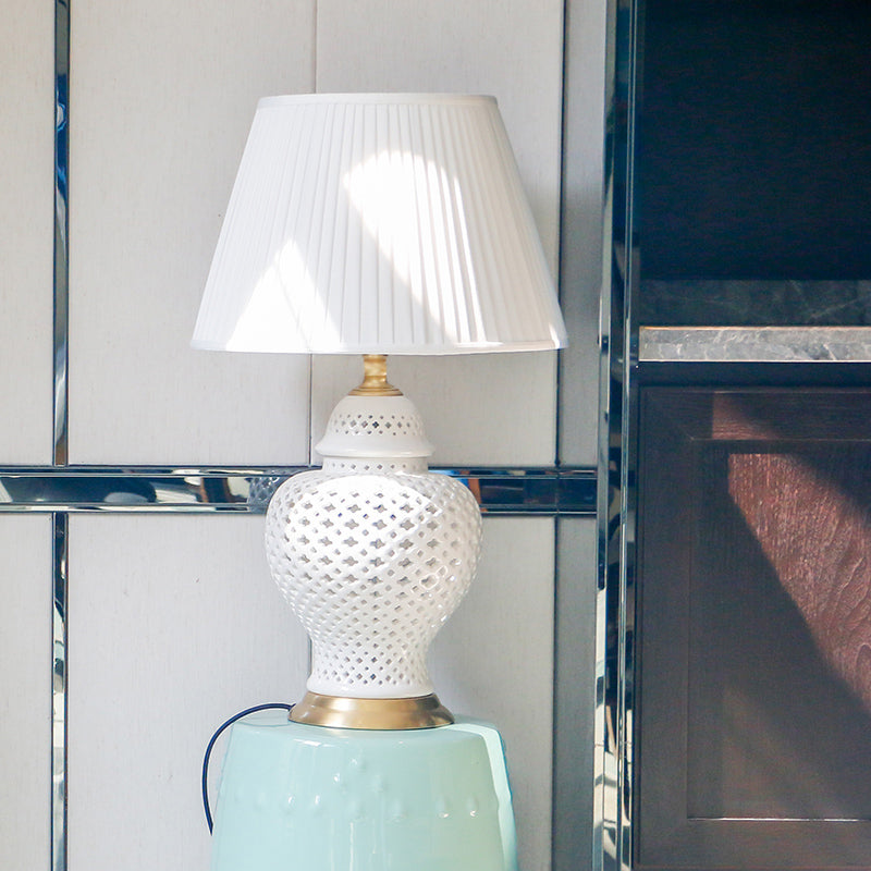 Pure White Ceramic Table Lamp