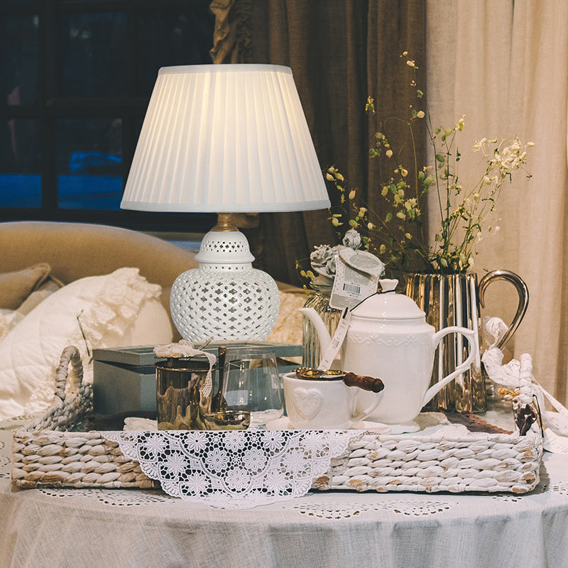 Pure White Ceramic Table Lamp