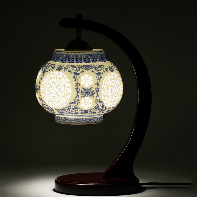 HANGING WOODEN LAMP A 388